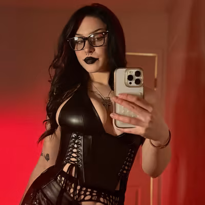 ๐ข๐ฏ๐ฒ ๐ท๏ธ profile picture