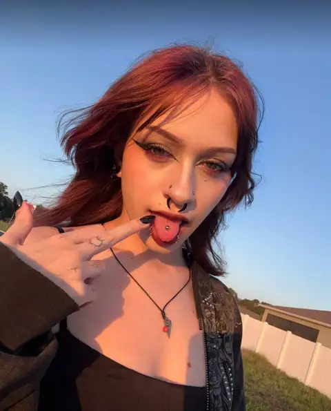 Kira Humiliation π OnlyFans photo 1